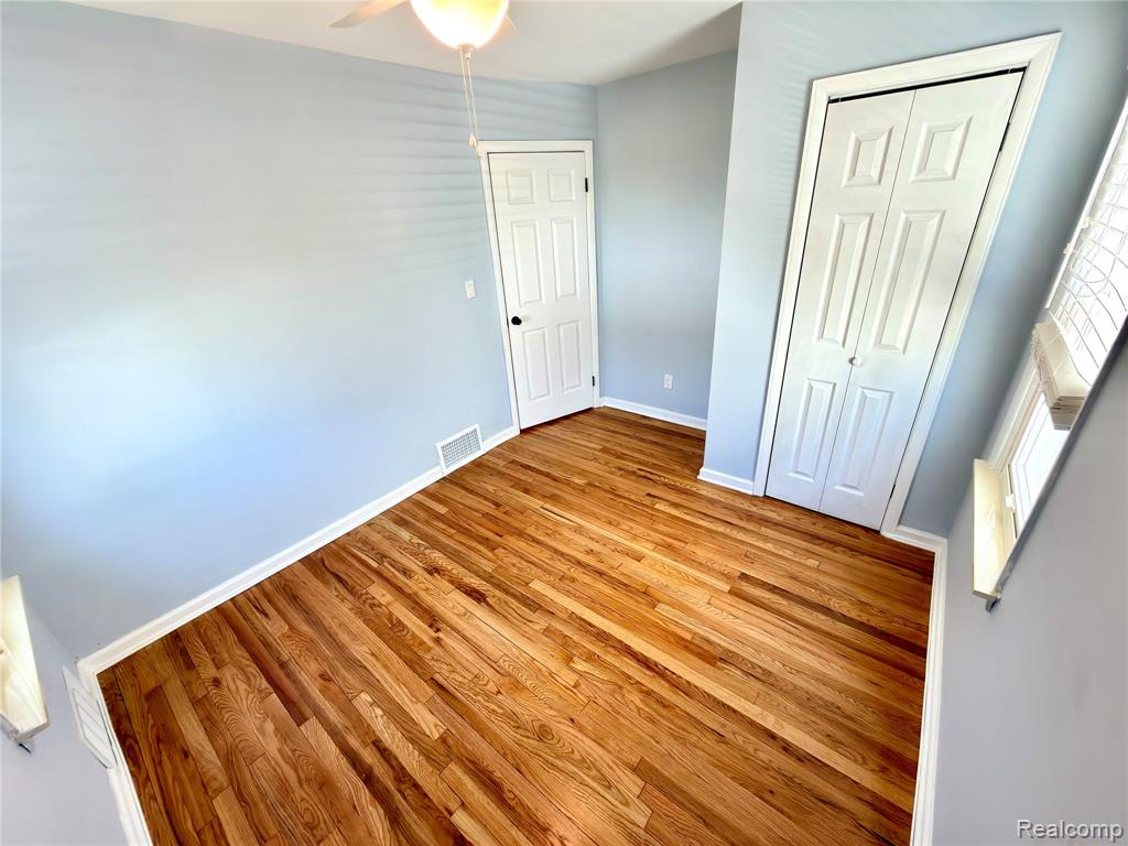 14257 MULBERRY Street, Southgate, MI 48195 — Photo 12
