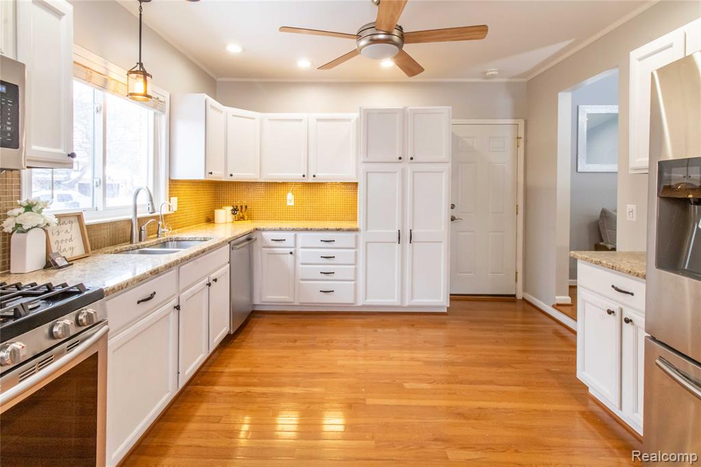 41870 Winter Court, Canton, MI 48187 — Photo 14