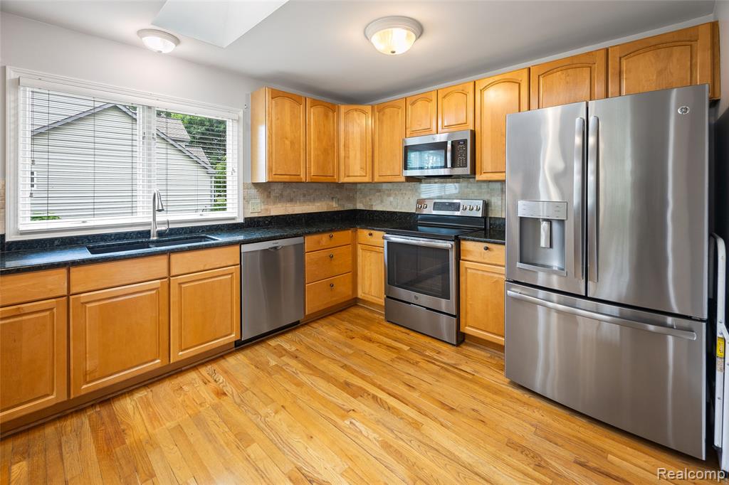 4940 Stillmeadow Drive, Howell, MI 48843 — Photo 13