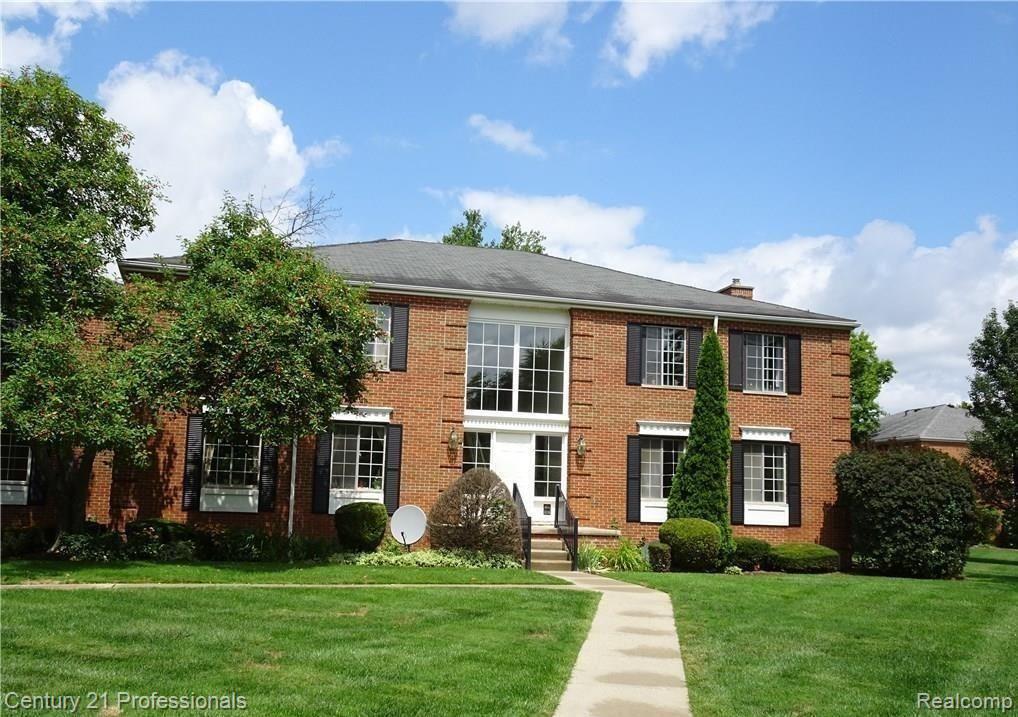 616 E Fox Hills Drive, Bloomfield Hills, MI 48304 — Photo 3