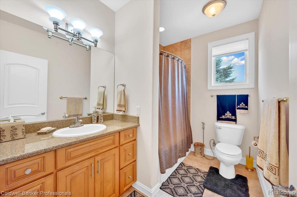 4359 Longview Drive, Lapeer, MI 48446 — Photo 40