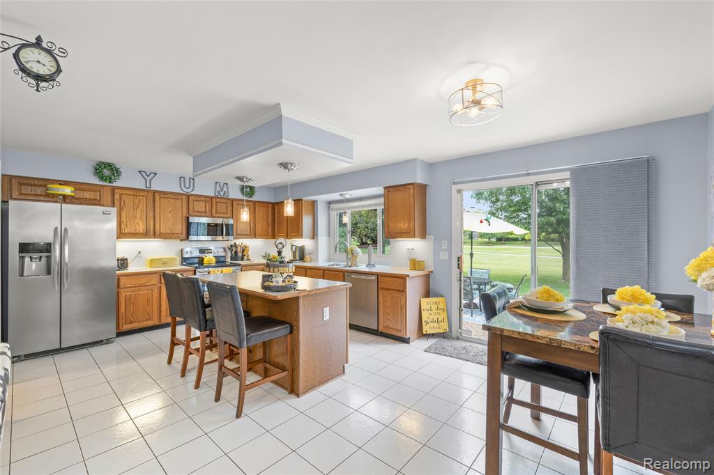 703 Sandalwood Court, Canton, MI 48188 — Photo 8