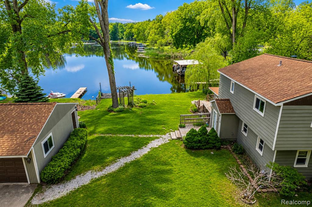 11388 Sunset Boulevard, Pinckney, MI 48169 — Photo 6