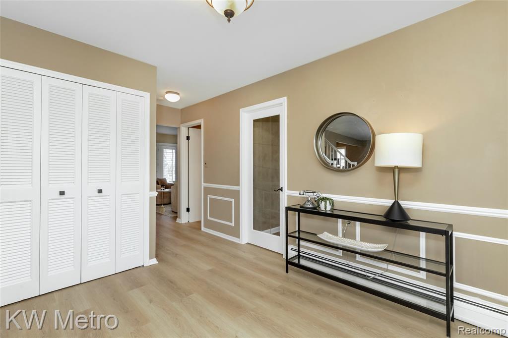 5897 Sutters Lane, Bloomfield Hills, MI 48301 — Photo 8