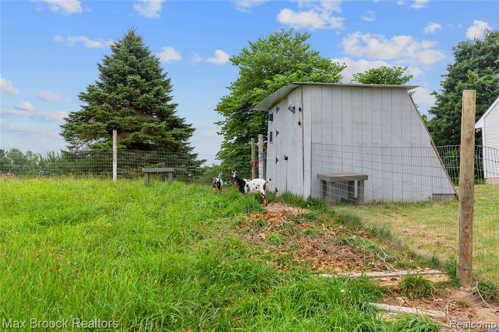 4536 Crandall Road, Howell, MI 48855 — Photo 39