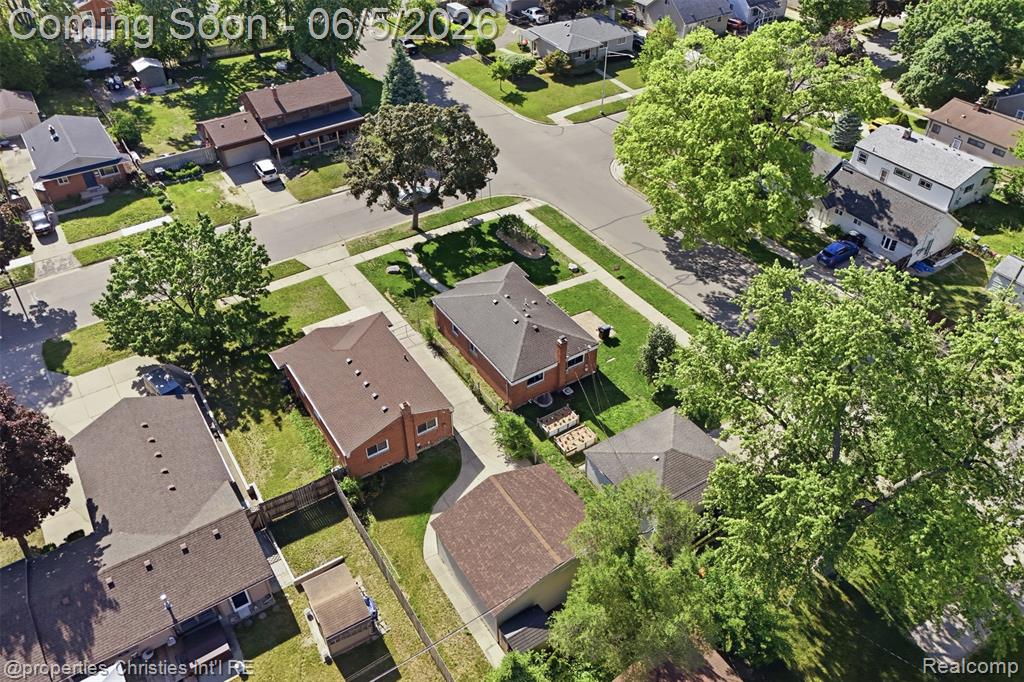 8982 Beatrice Street, Livonia, MI 48150 — Photo 39