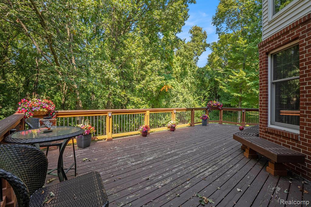 5479 Woodcreek Court, Clarkston, MI 48348 — Photo 51