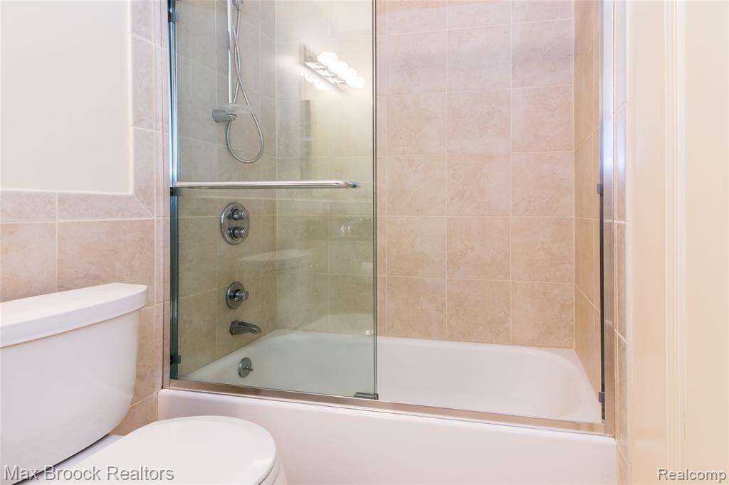 41350 Woodward Avenue, Bloomfield Hills, MI 48304 — Photo 20