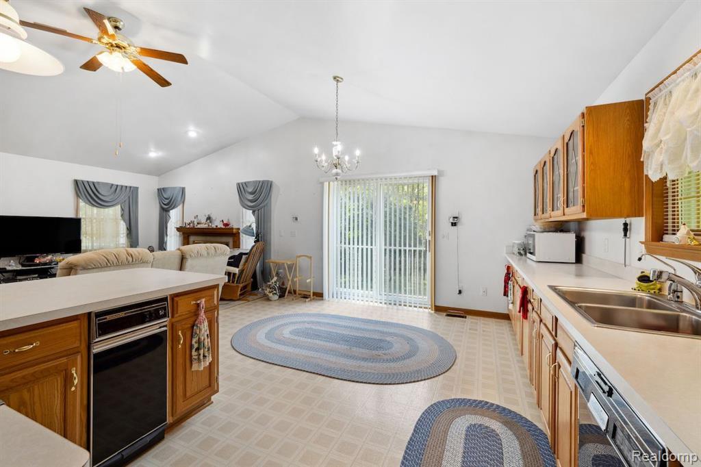 11105 Bohm Road, Byron, MI 48418 — Photo 12
