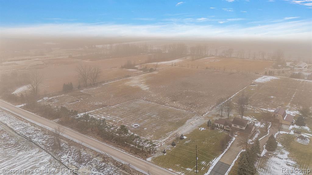 54651 CHESTERFIELD Road, Chesterfield, MI — Photo 9