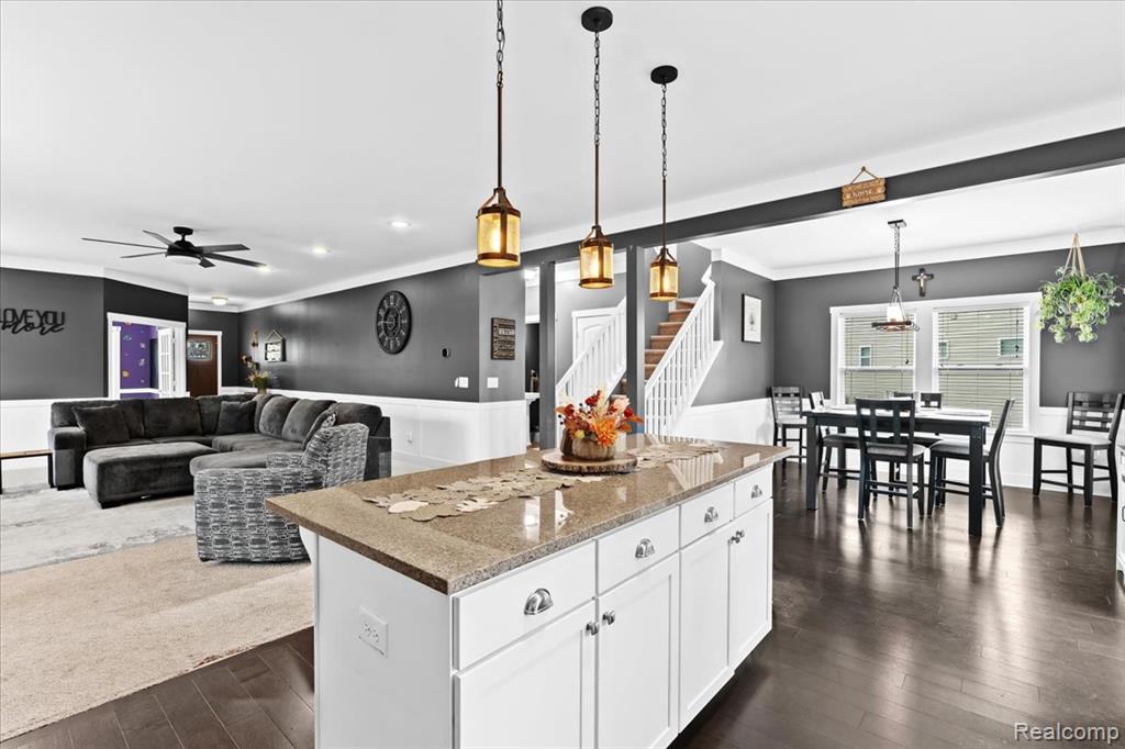 552 Hewitt Street, Howell, MI 48843 — Photo 10