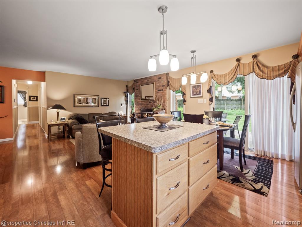 41642 Sycamore Drive, Novi, MI — Photo 11