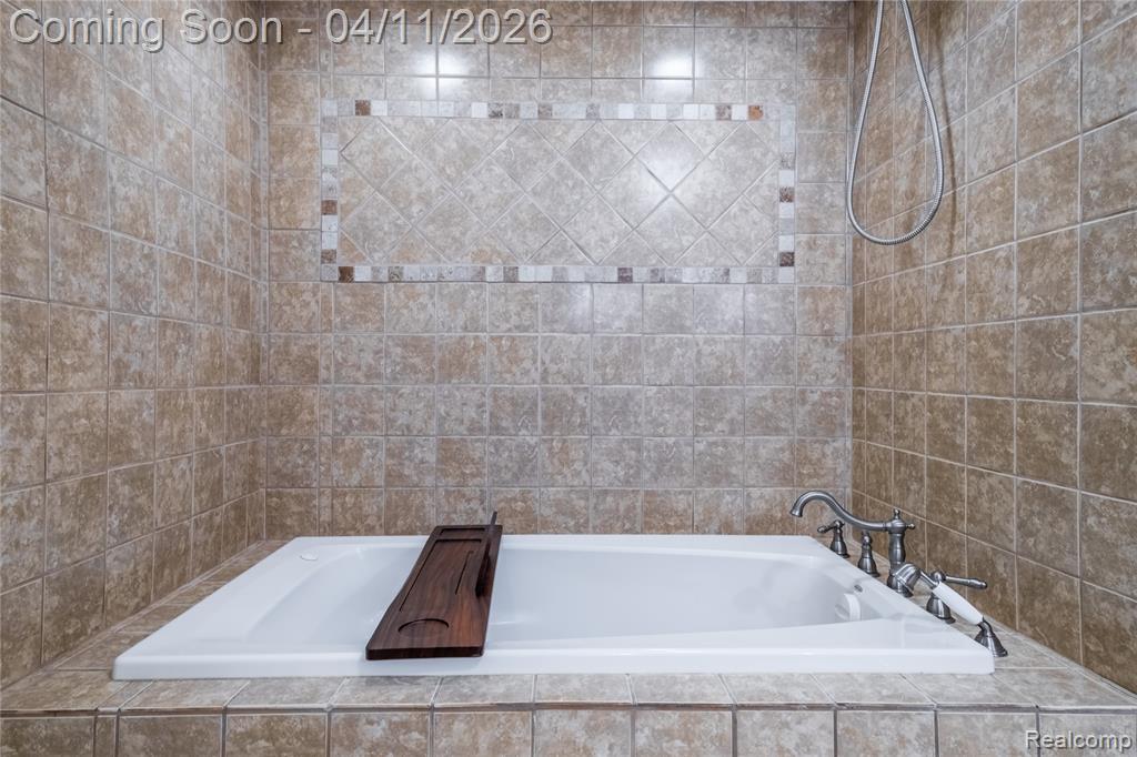 6072 Fish Lake Road, North Branch, MI 48461 — Photo 17