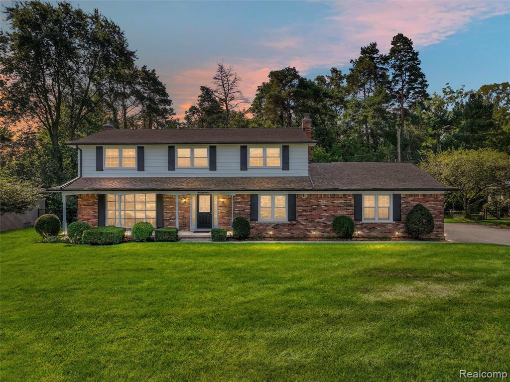 5212 Nocturne Lane, Shelby Twp, MI 48316 — front exterior