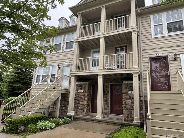 655 Lewa Downs Drive, Pontiac, MI 48341 — front exterior