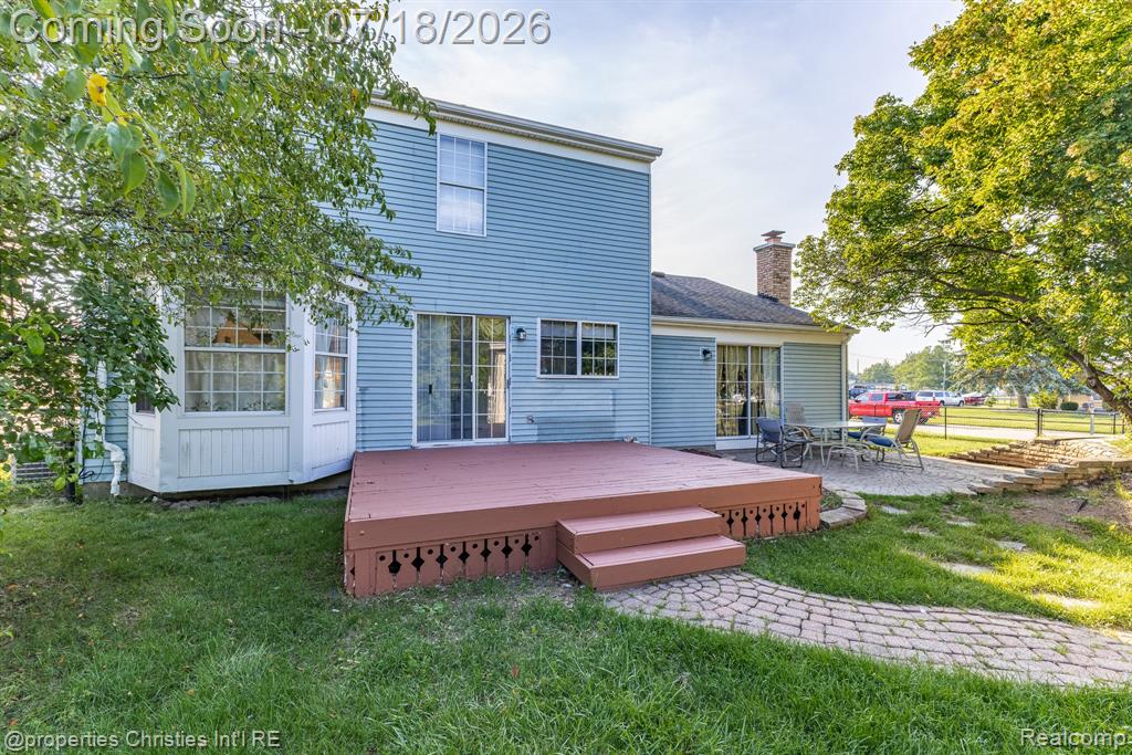 45568 Margate Drive, Macomb, MI 48044 — Photo 6