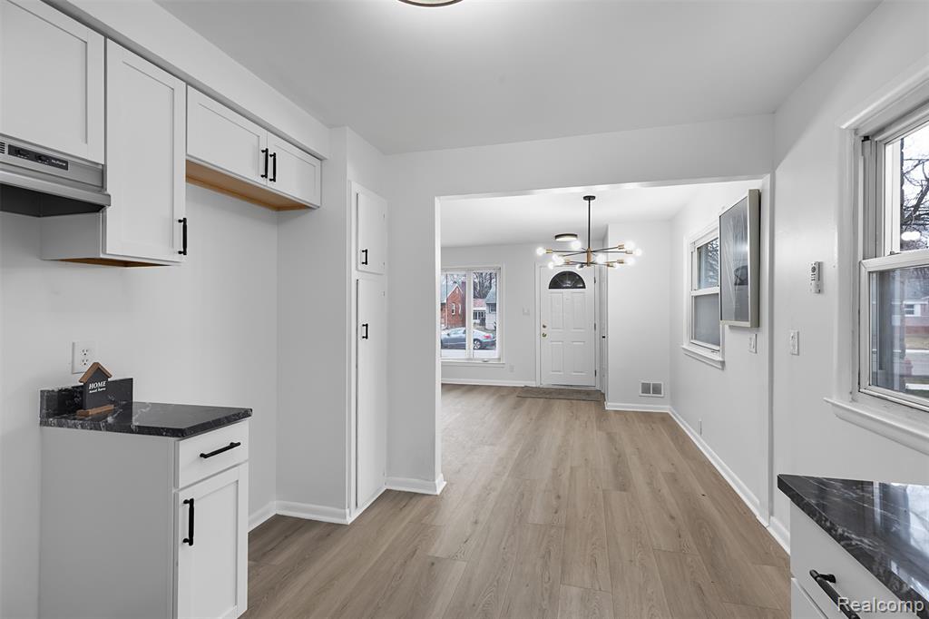 358 Greenwood Street, Inkster, MI 48141 — Photo 20