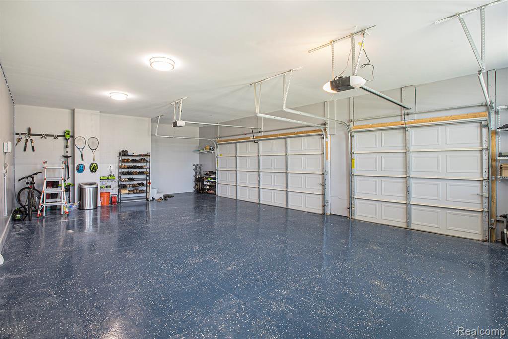 51021 Laurel Park, Canton, MI 48188 — Photo 32