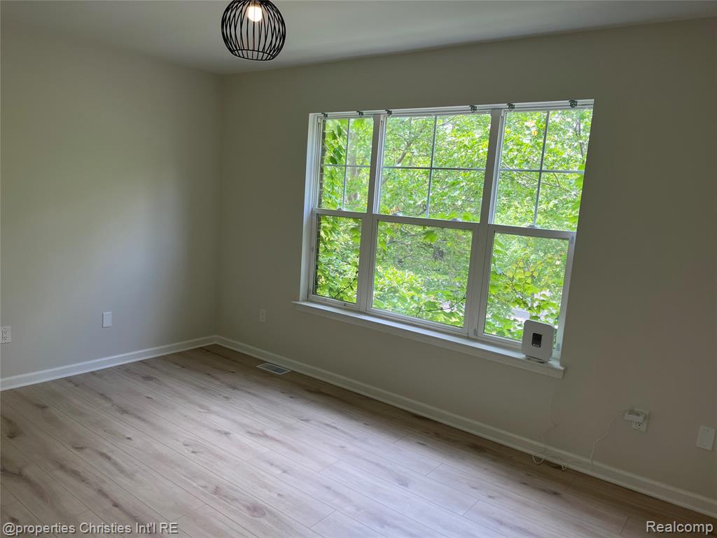 4120 Miracles Boulevard, Detroit, MI 48201 — Photo 12