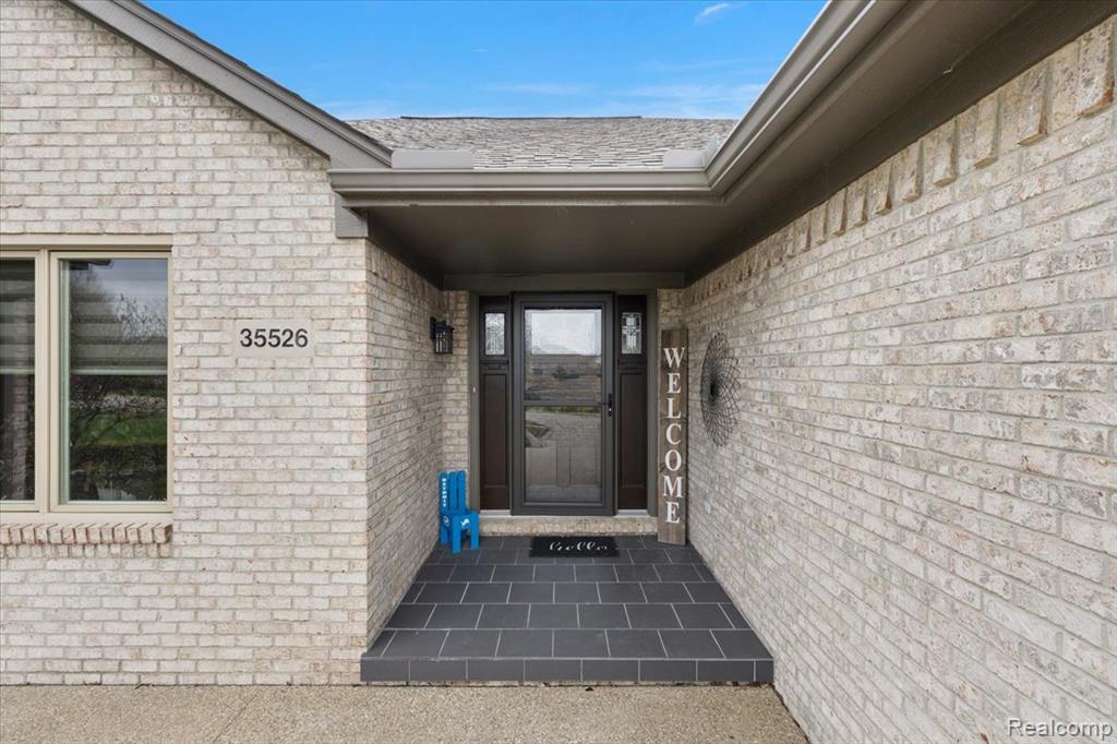 35526 Brooke Circle, New Baltimore, MI 48047 — Photo 3