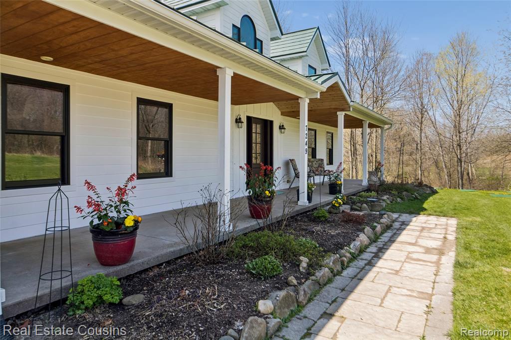 7249 Driftwood Drive, Fenton, MI 48430 — Photo 45