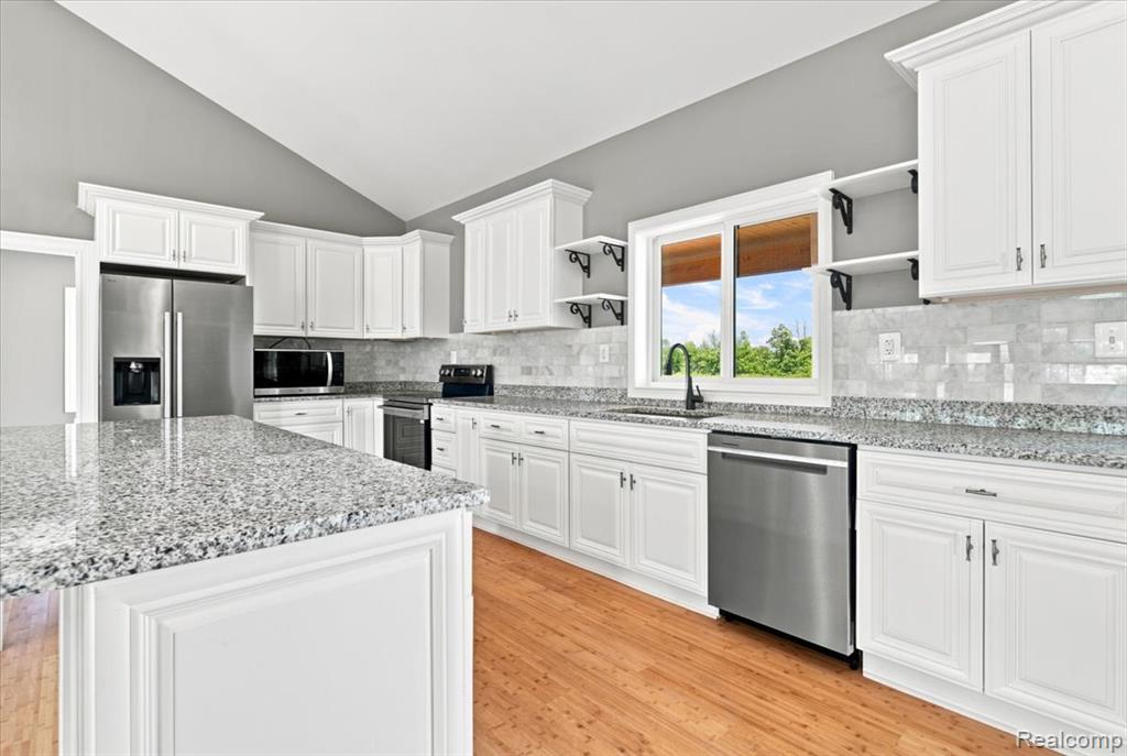 1546 Ashley Lane, Allenton, MI 48002 — Photo 12