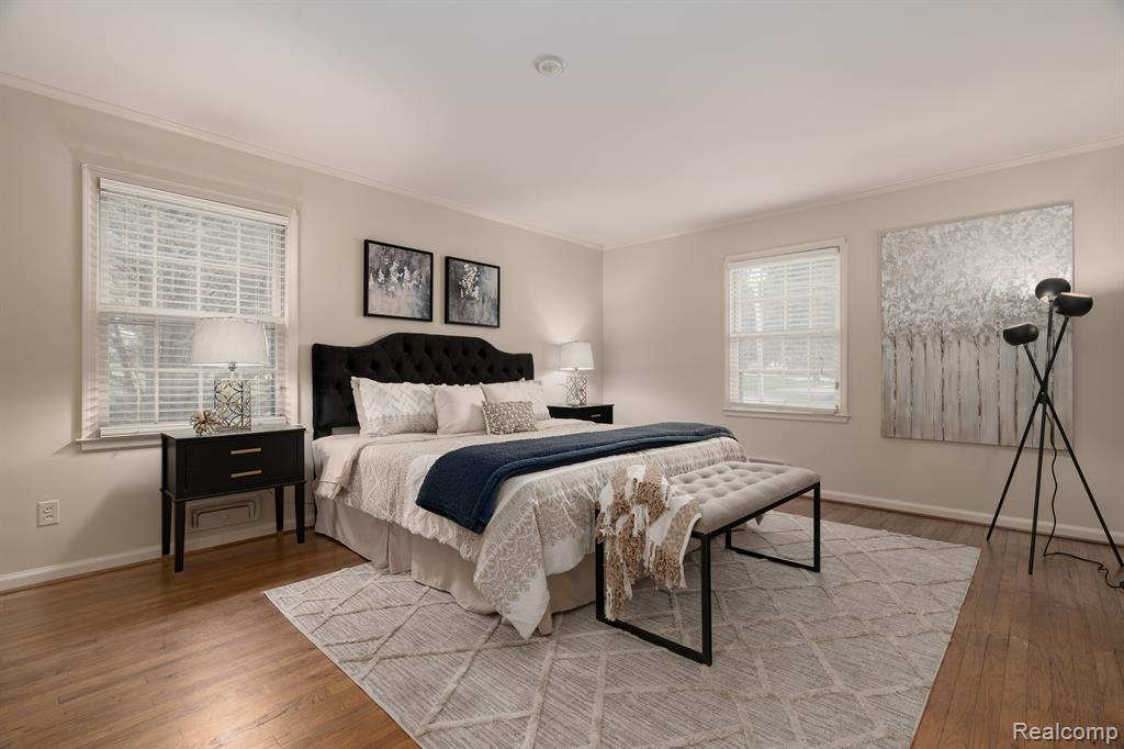 555 N GLENGARRY Road, Bloomfield Hills, MI 48301 — Photo 16