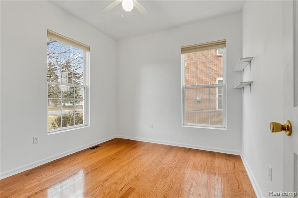 34652 Rosebud Lane, Richmond, MI 48062 — Photo 14