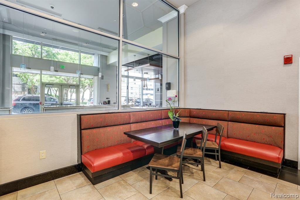 525 W Lafayette Boulevard, 16B, Detroit, MI 48226 — Photo 45