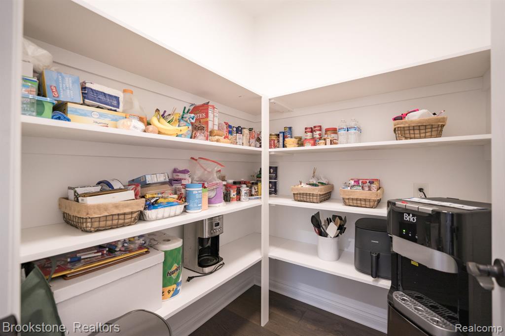 1728 John Paul Court, Oxford, MI 48371 — Photo 19