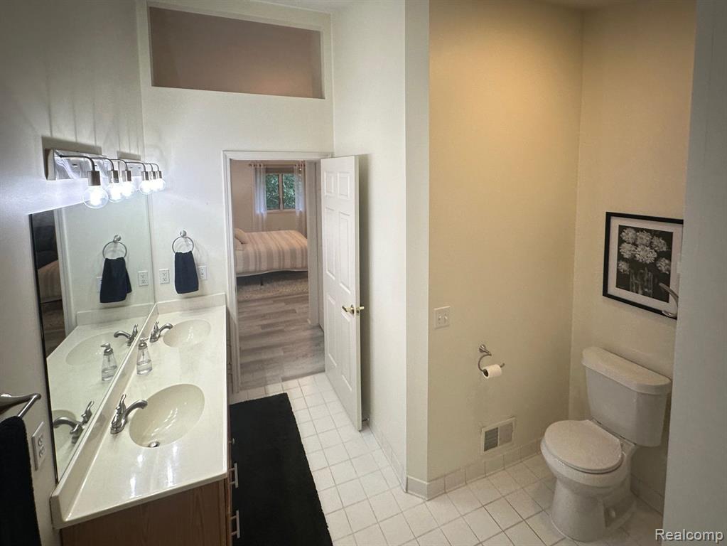1439 DARNEL Drive, Brighton, MI 48116 — Photo 24