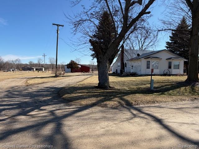6346 Patrick Road, North Branch, MI 48461 — Photo 4