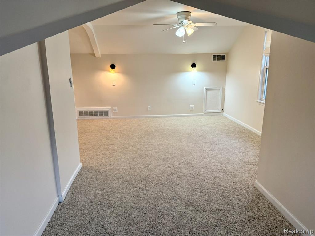 520 W Saratoga Street, Ferndale, MI 48220 — Photo 22
