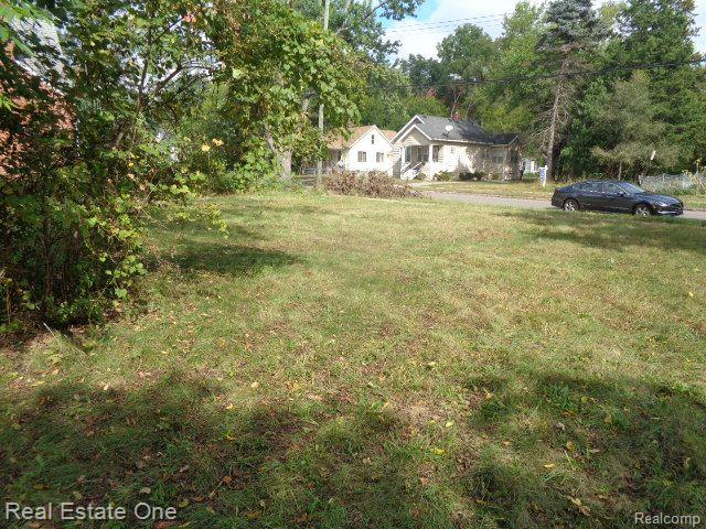 17555 TRINITY Street, Detroit, MI 48219 — Photo 7
