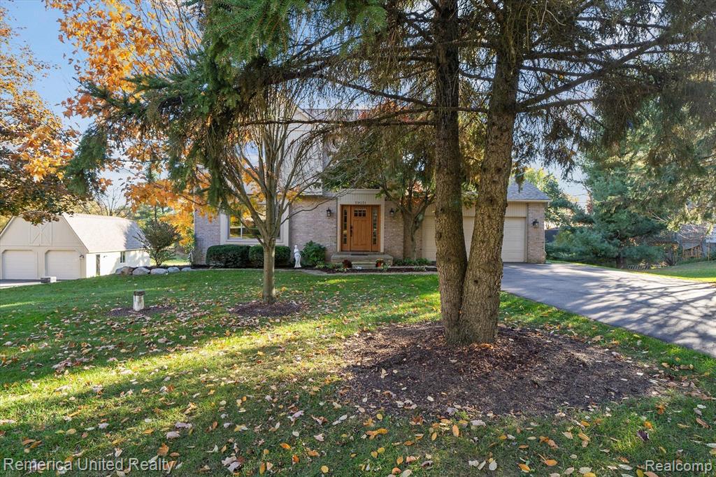 59031 MONTEGO Drive, New Hudson, MI 48165 — Photo 5