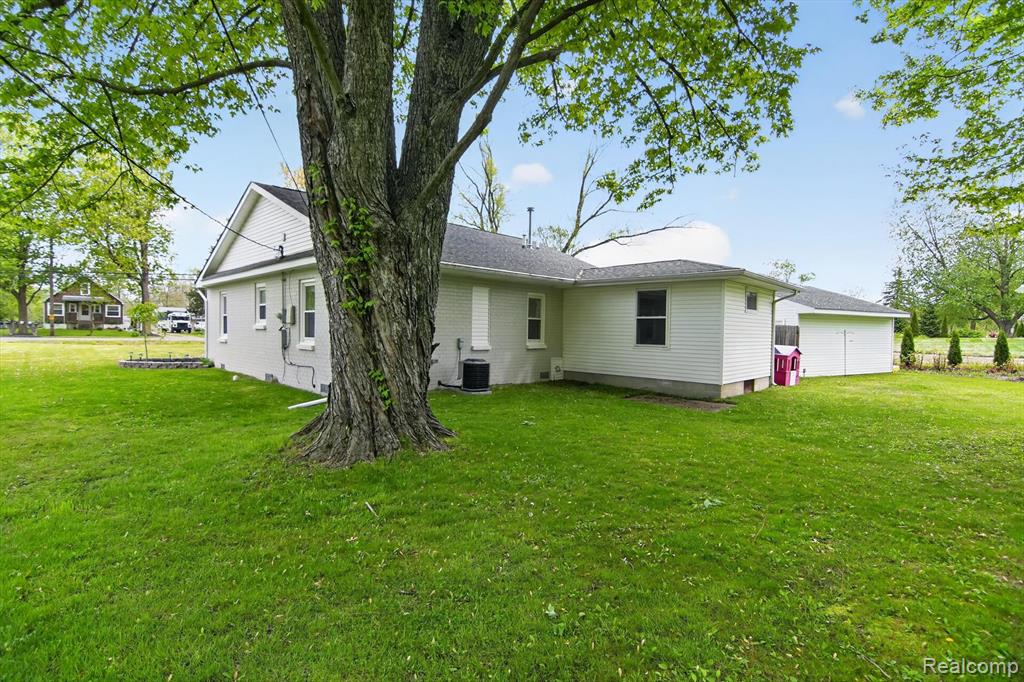 1020 Savage Road, Belleville, MI 48111 — Photo 43