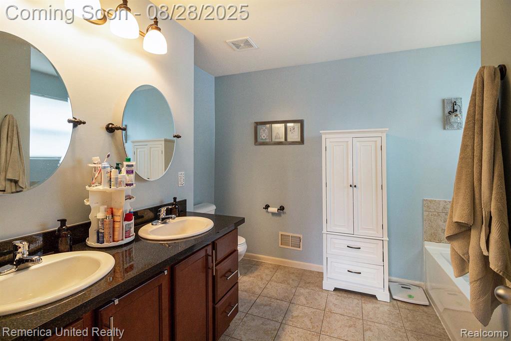 4142 Chase Ridge Lane, Howell, MI 48843 — Photo 12