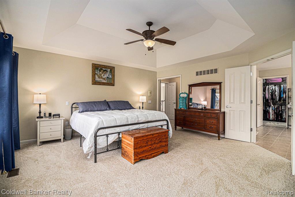 48520 Antique, Canton, MI 48187 — Photo 17