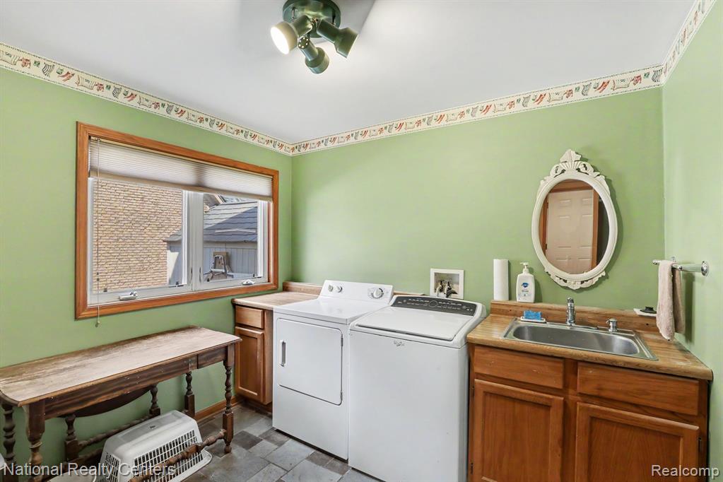 10368 Saint John Drive, Algonac, MI 48001 — Photo 29
