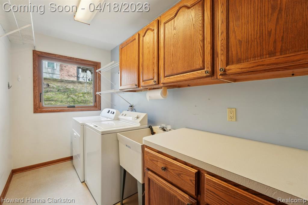 8063 Fawn Valley Drive, Clarkston, MI 48348 — Photo 16