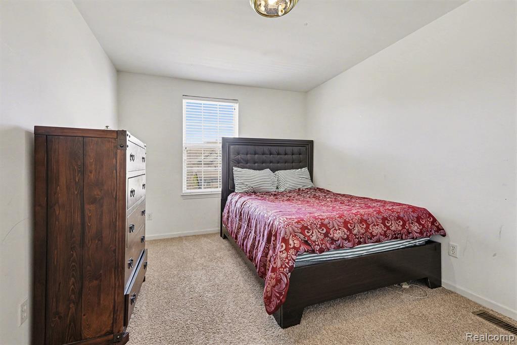 13805 Pond Bluff Drive, Van Buren, MI 48111 — Photo 14