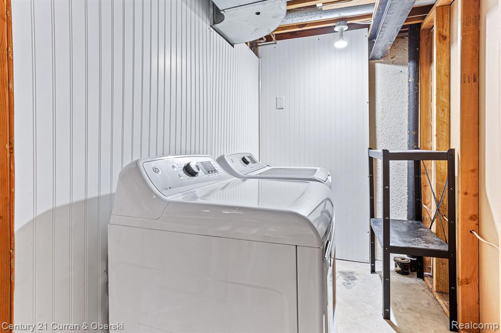 42645 Savoy Court, Northville, MI 48167 — Photo 20