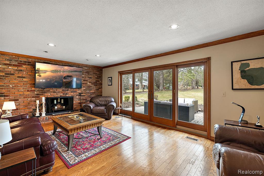 4366 Ardmore Drive, Bloomfield Hills, MI 48302 — Photo 20