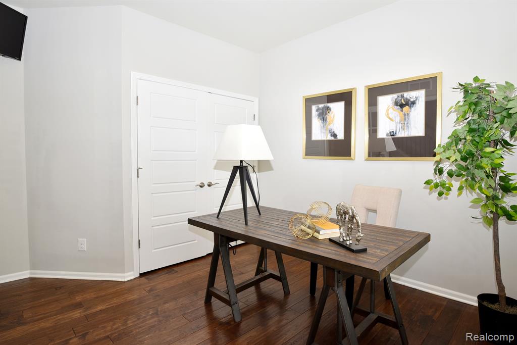 31010 TREMONT Lane, Franklin, MI 48025 — Photo 21