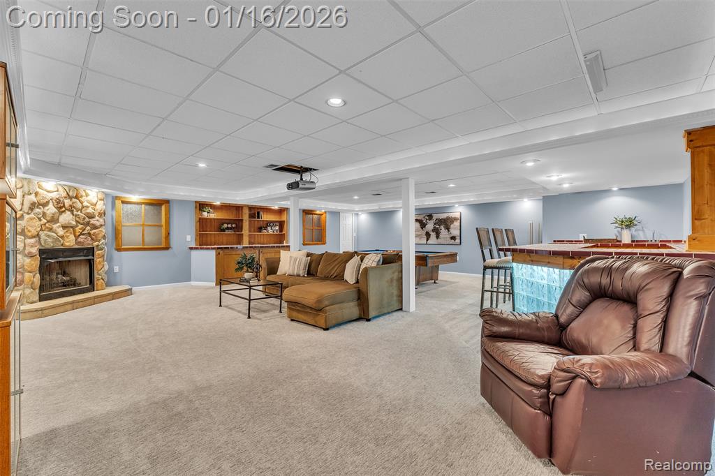 9035 Farmington Road, Livonia, MI 48150 — Photo 36