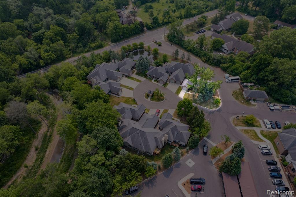 21382 MAGNOLIA Court, 1, Farmington Hills, MI 48336 — Photo 26