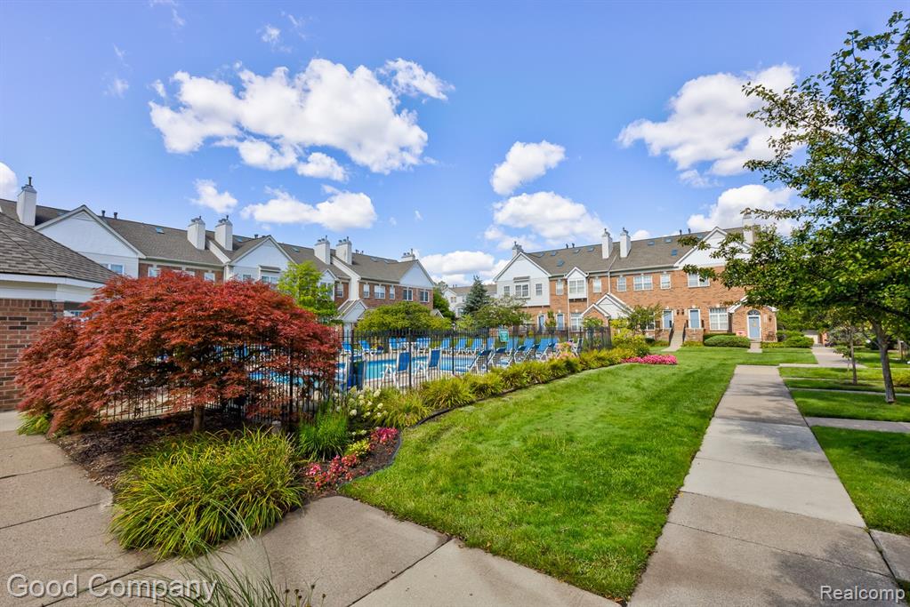 1846 Campau Farms Circle, 120, Detroit, MI 48207 — Photo 39