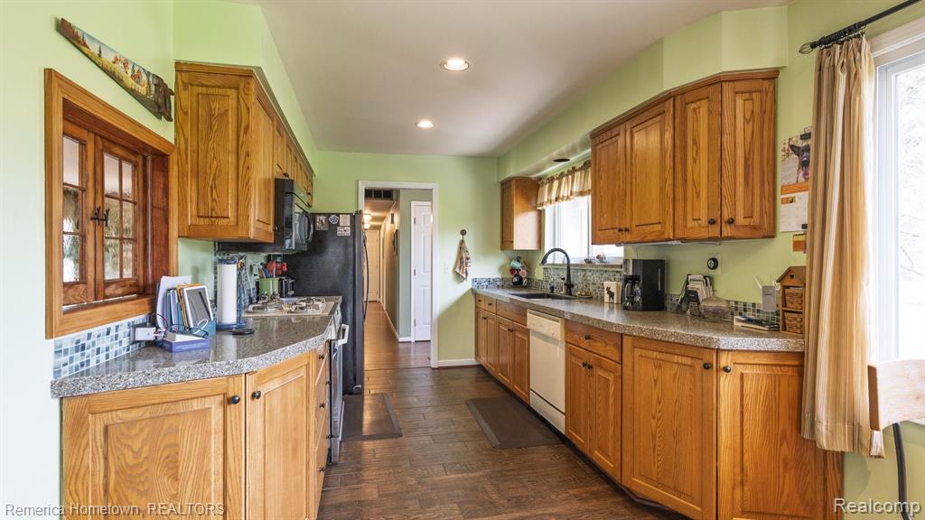 4360 SQUIRREL Road, Bloomfield Hills, MI 48304 — Photo 13