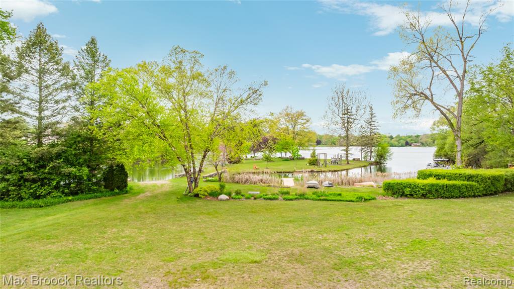 6485 Thurber Road, Bloomfield Hills, MI 48301 — Photo 69