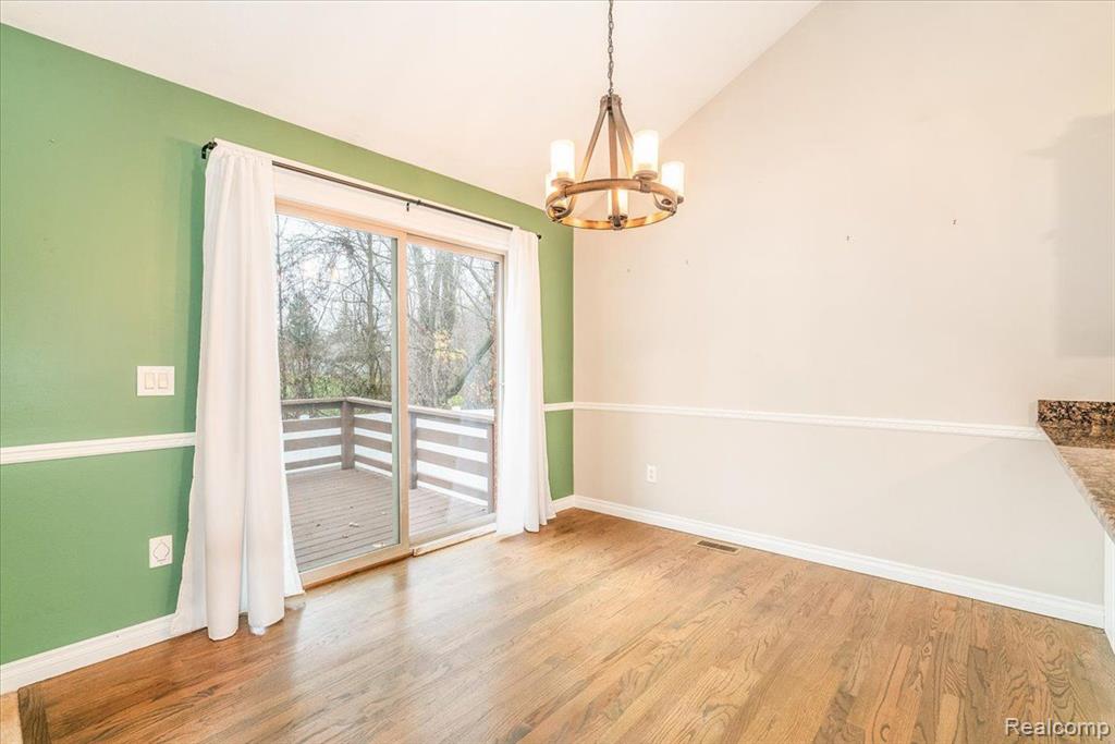 12391 SPENCER Lane, Carleton, MI 48117 — Photo 18